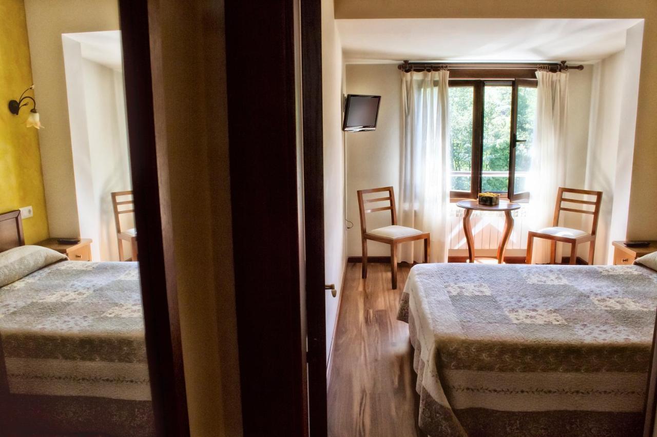 Hotel Covadonga Onís Екстериор снимка