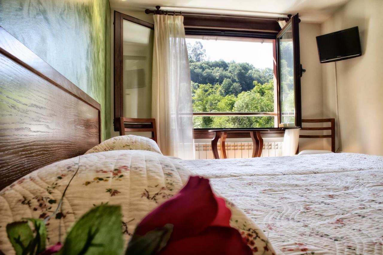 Hotel Covadonga Onís Екстериор снимка