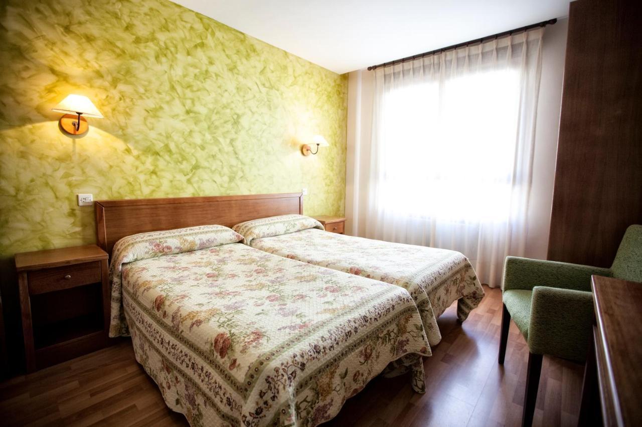 Hotel Covadonga Onís Екстериор снимка